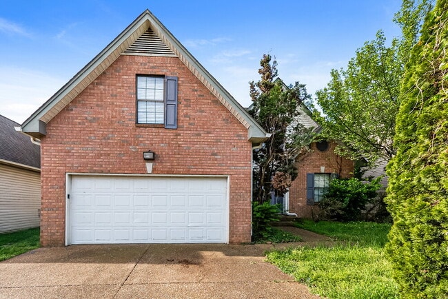 Building Photo - 3656 Burwick Pl