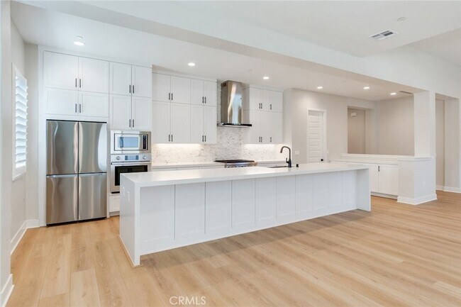 Building Photo - 6548 Canyon Oaks Dr