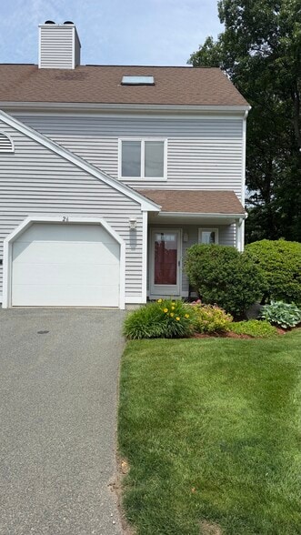 Building Photo - 26 Lions Ln