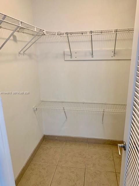 Building Photo - 5750 Collins Ave