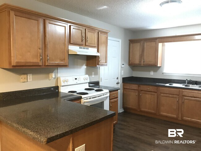 Building Photo - 25855 Argonne Dr