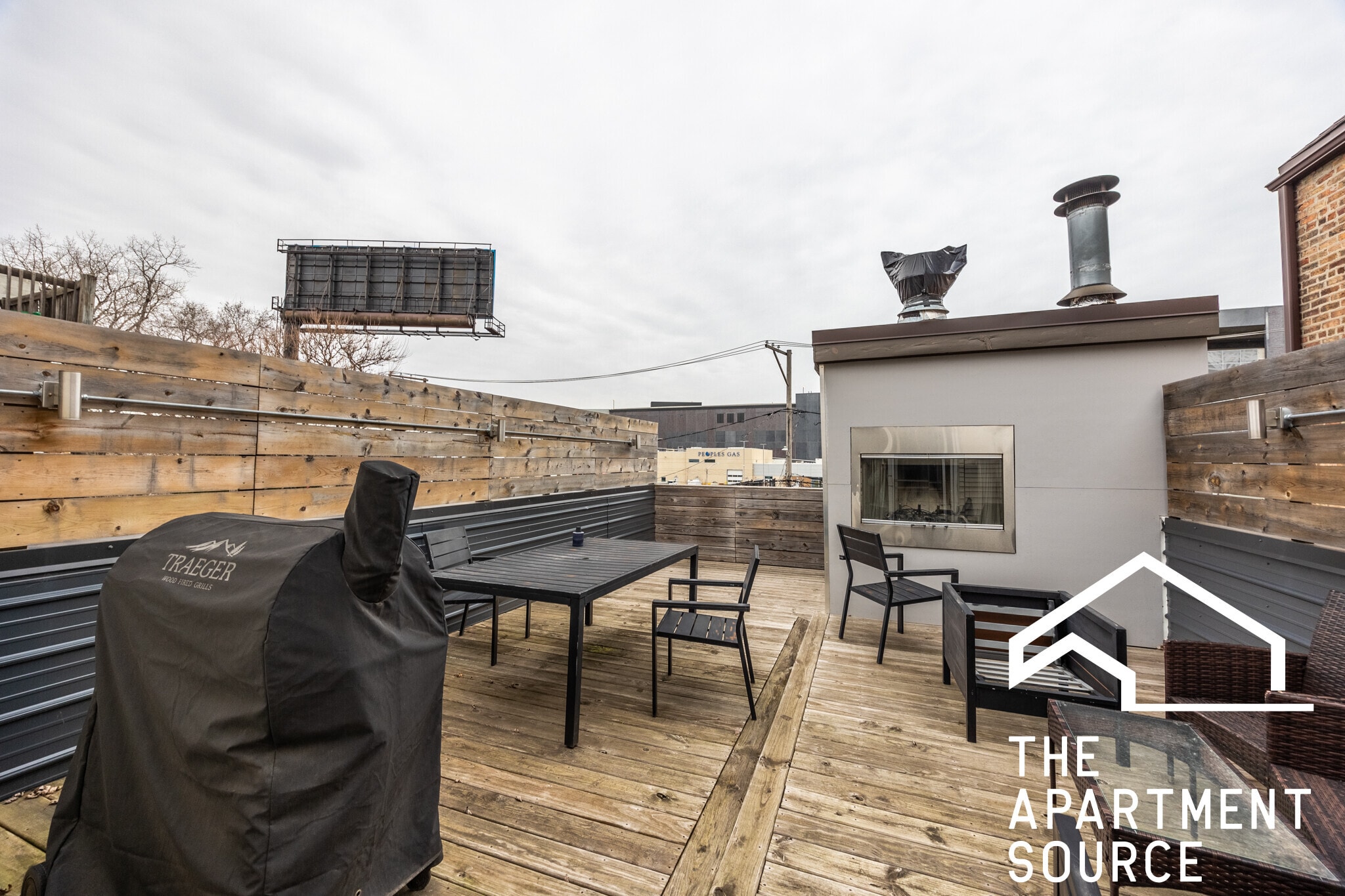 Building Photo - 1224 W Augusta Blvd