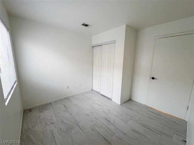 Building Photo - 4187 Heller Dr