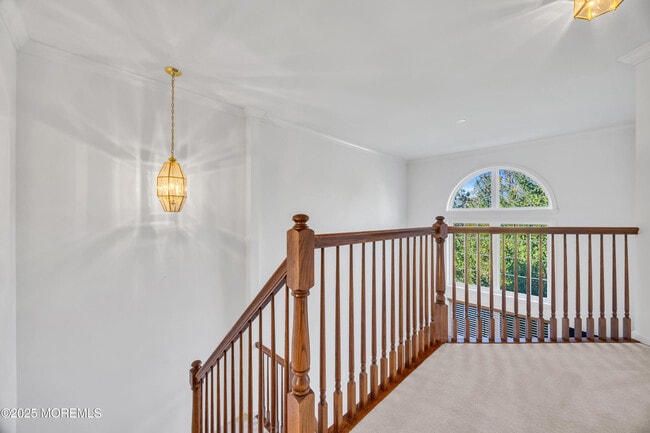 Building Photo - 82 Demarest Dr