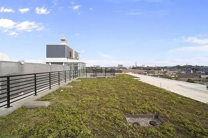 Building Photo - 262 Monsignor Obrien Hwy