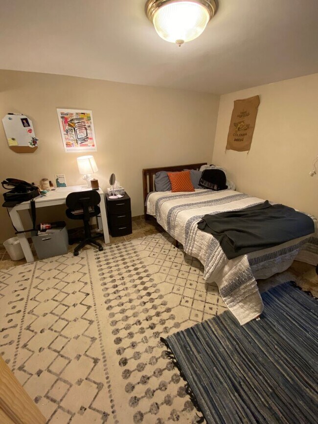 Building Photo - 1226 Missouri Ave