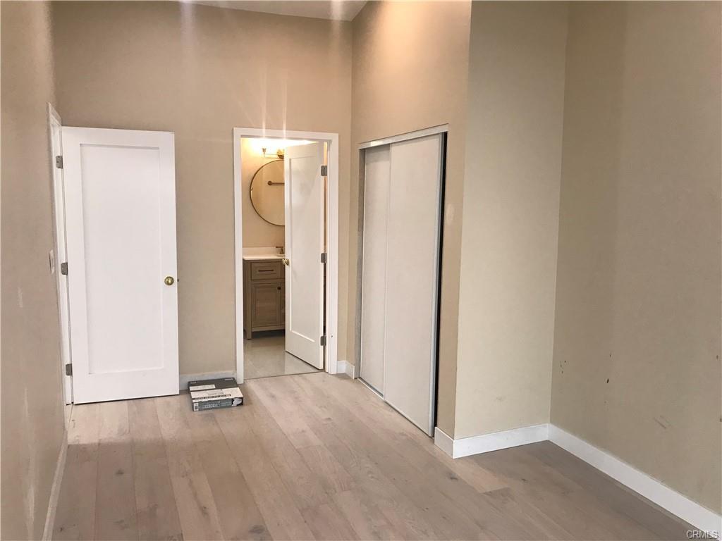 Building Photo - 135 W 88th St
