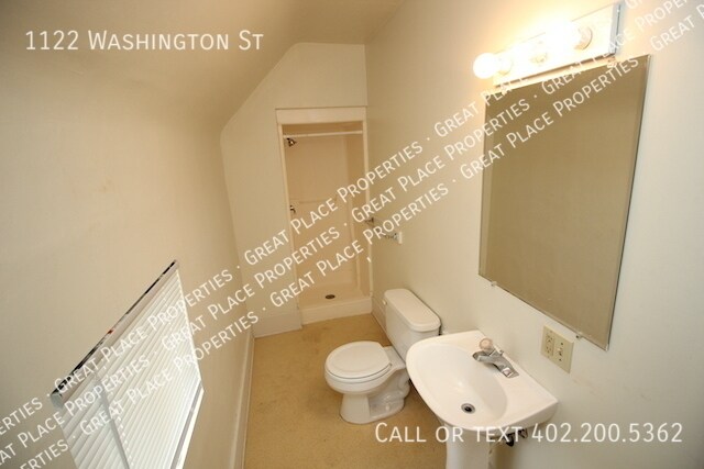 Building Photo - 1122 Washington St