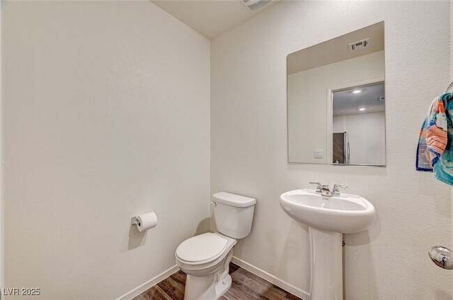 Building Photo - 7379 Raimee Brk St