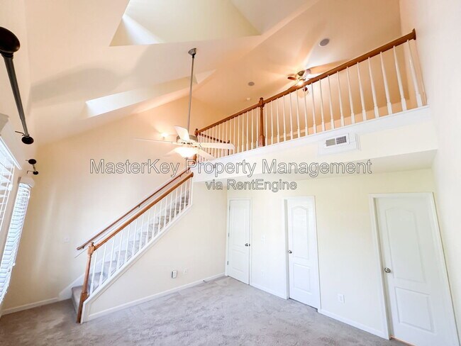 Building Photo - 205 Old Grove Ln