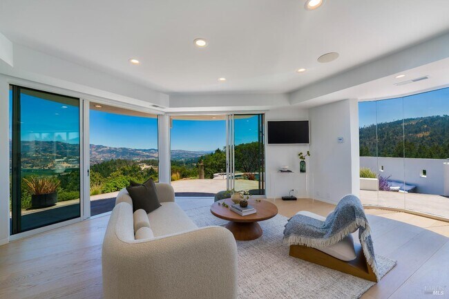 Building Photo - 375 Kortum Canyon Rd