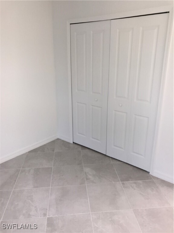 Building Photo - 2016 Vermont Ln