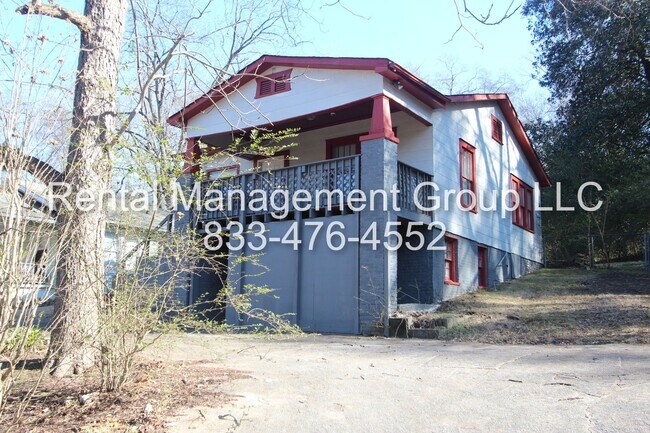 Building Photo - 513 12th St