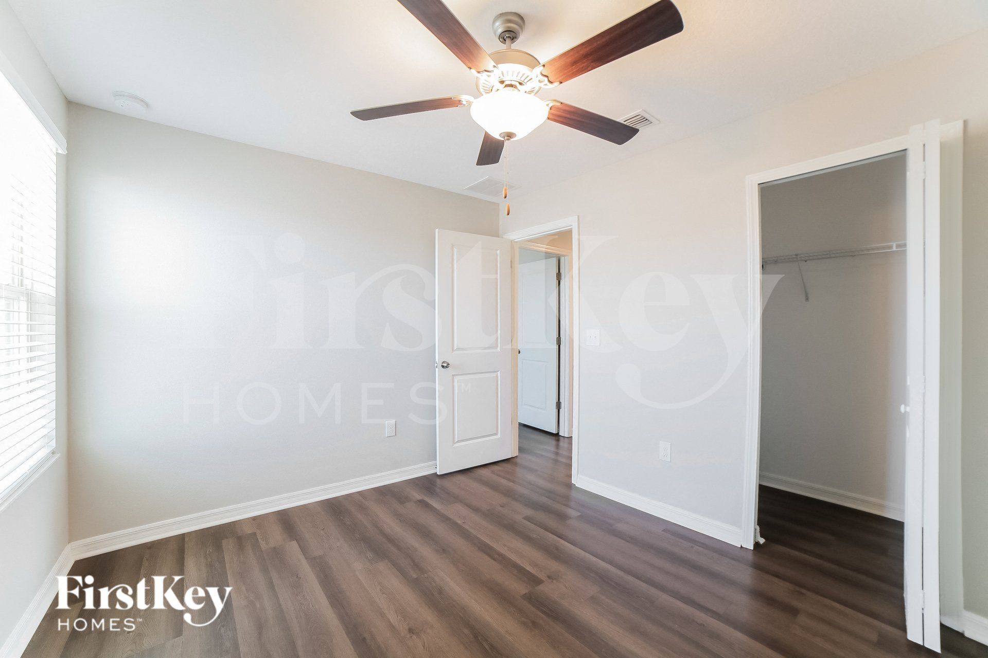 Building Photo - 10215 Cool Waterlily Ave