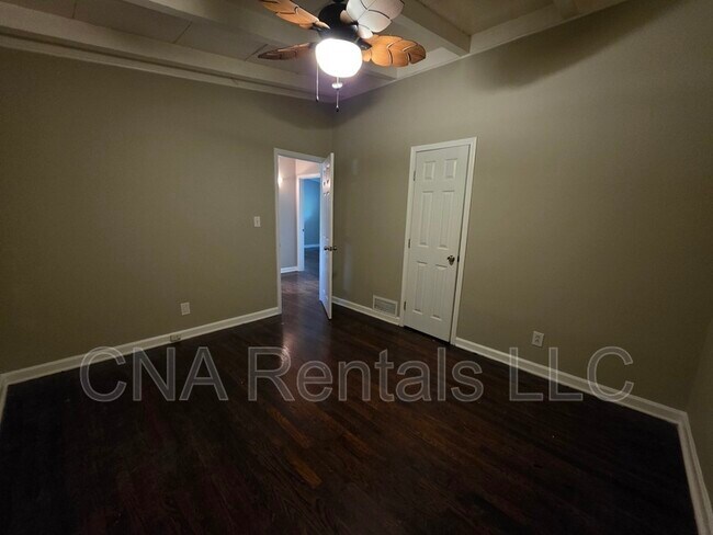 Building Photo - 3659 Ashwood Dr SE