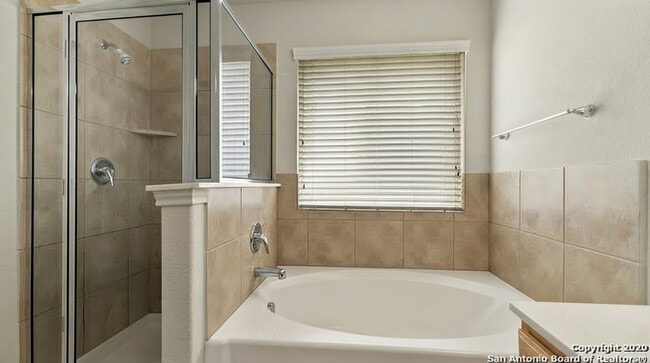 Building Photo - 10306 Pinehurst Run