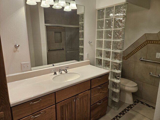 Building Photo - Laguna Nuevo Upstairs Condo in a Riverfront Community