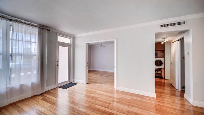 Building Photo - 1150 Euclid Ave