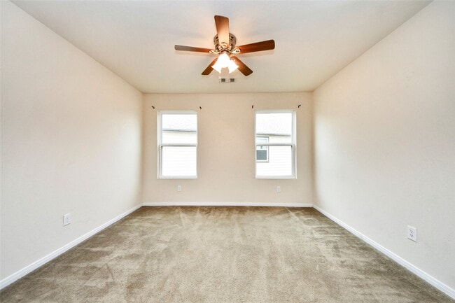 Building Photo - 2662 Magnolia Fair Way