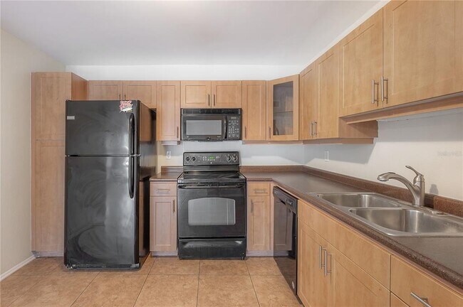 Building Photo - 5709 Baywater Dr