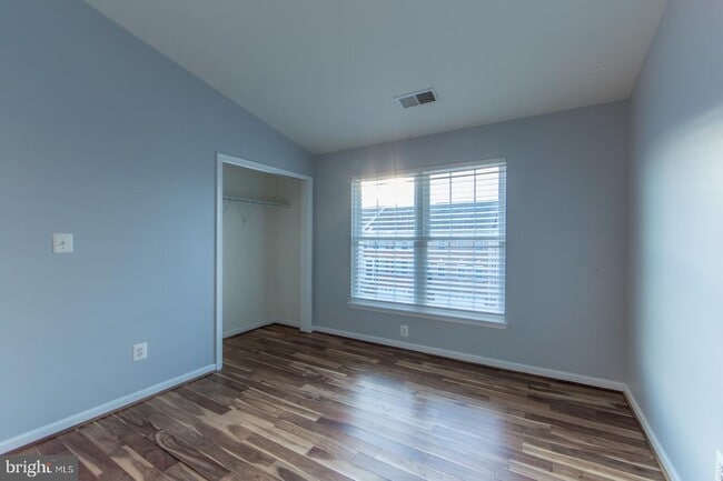 Building Photo - 124 Ivy Hills Terrace