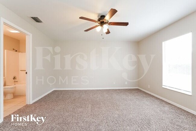 Building Photo - 2511 52nd St SW