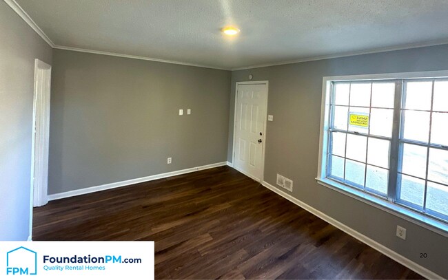 Building Photo - 1837 Warner Ave