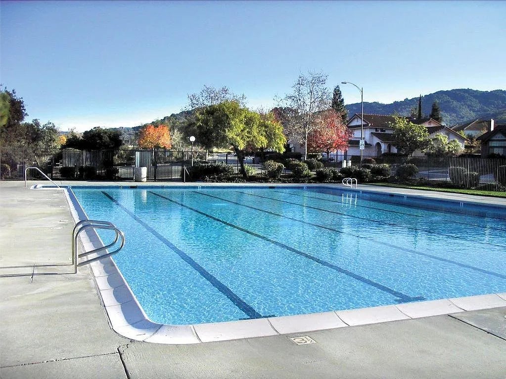 Building Photo - 1043 Quail Creek Cir