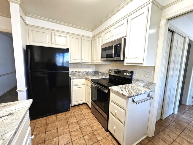 Building Photo - 27820 Crooked Oak Ln