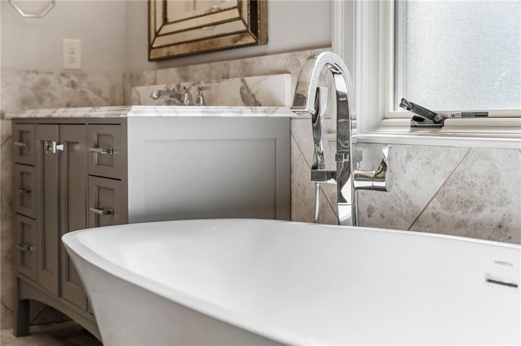 Building Photo - 5265 Peachtree Dunwoody Rd NE