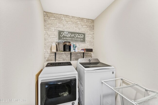 Building Photo - 3696 Shiner Dr