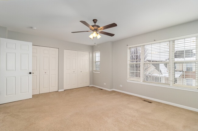 Building Photo - 520 Lincoln Station Dr