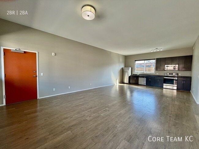 Building Photo - 2903 Gillham Rd