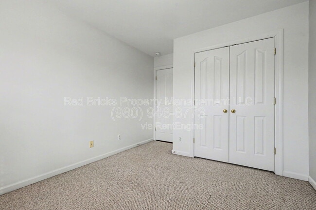 Building Photo - 14633 Provence Ln