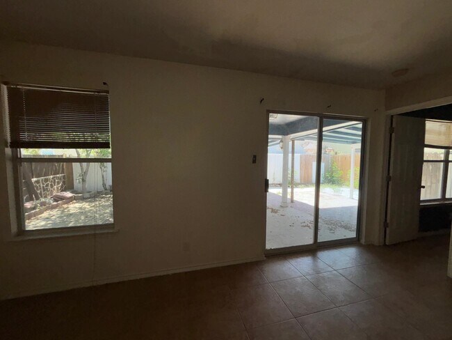 Building Photo - 17414 College Port Dr