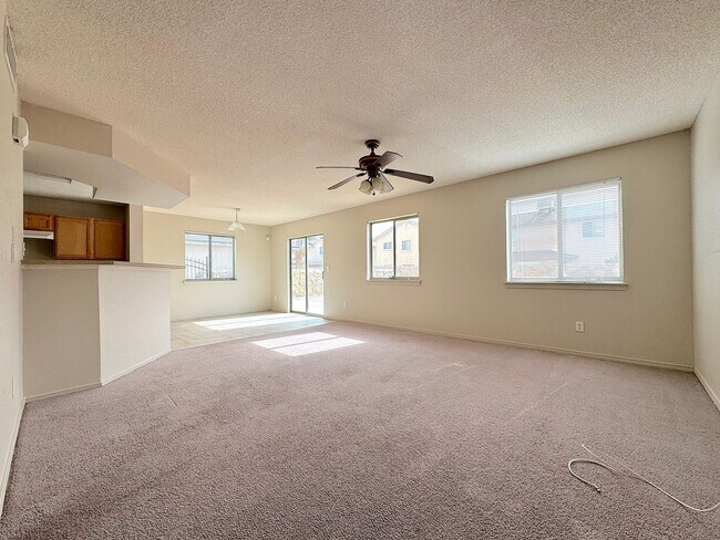 Building Photo - East El Paso 4bed/2.5Bath Refrig A/C w/Loft!