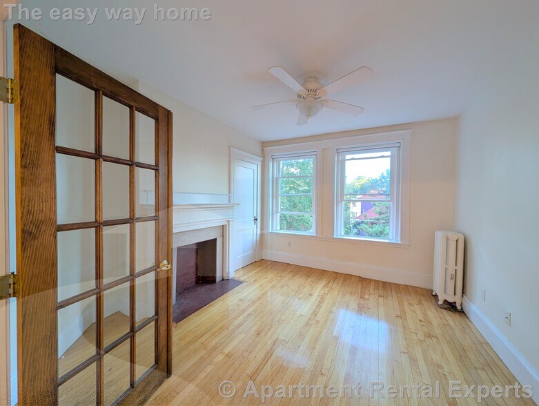 Building Photo - 331 Harvard St