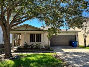 Building Photo - 3/2 in Cibolo, TX