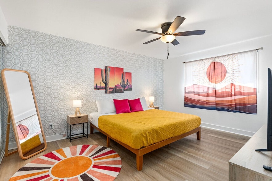 Building Photo - 7721 N 47th Dr