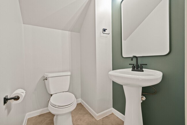 Building Photo - 28410 Stonestead Dr
