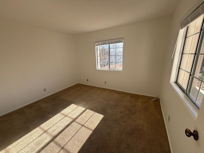 Building Photo - Spacious 3-Bedroom Stevenson Ranch Home with Downstairs Suite!