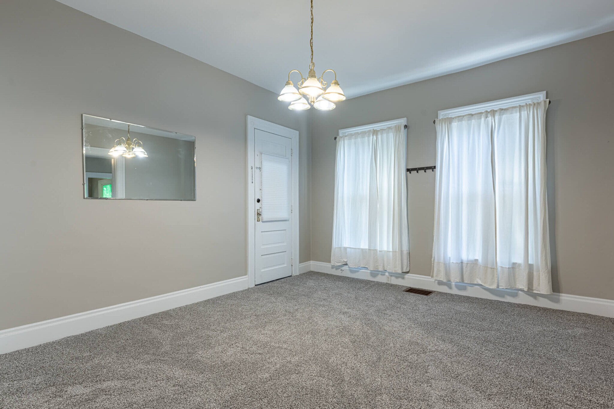 Building Photo - 554 Wyoming St