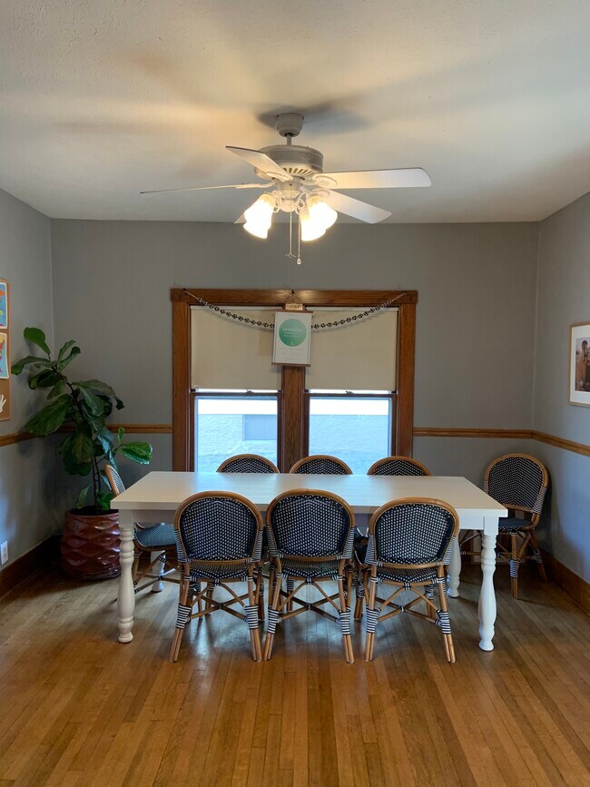 Building Photo - 4207 Barker Ave