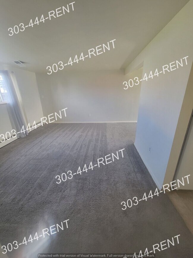 Building Photo - 7960-7966 Patricia Dr