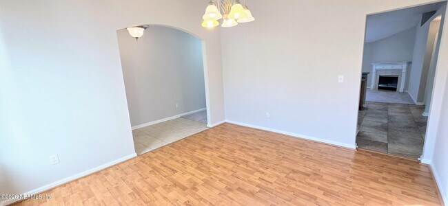 Building Photo - 2735 Elan Ct