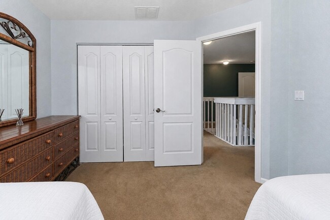 Building Photo - 217 Berenger Walk