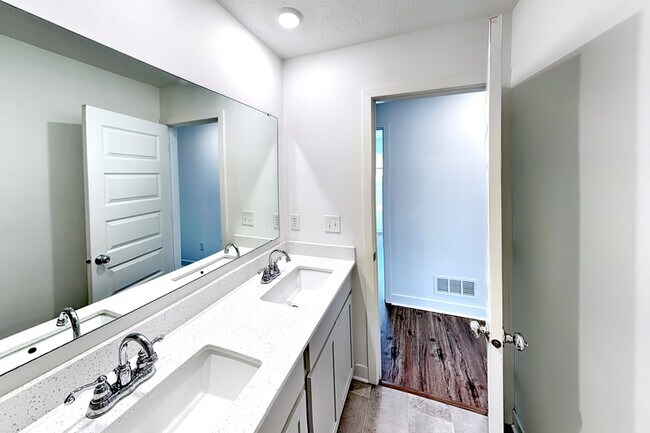 Building Photo - 11458 Basalt Dr