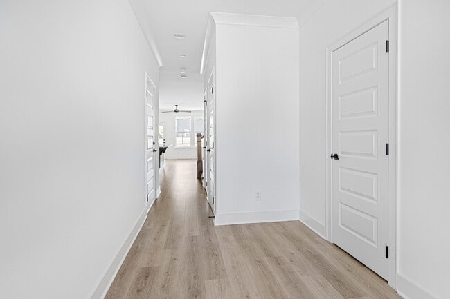 Building Photo - 3065 Inman Dr