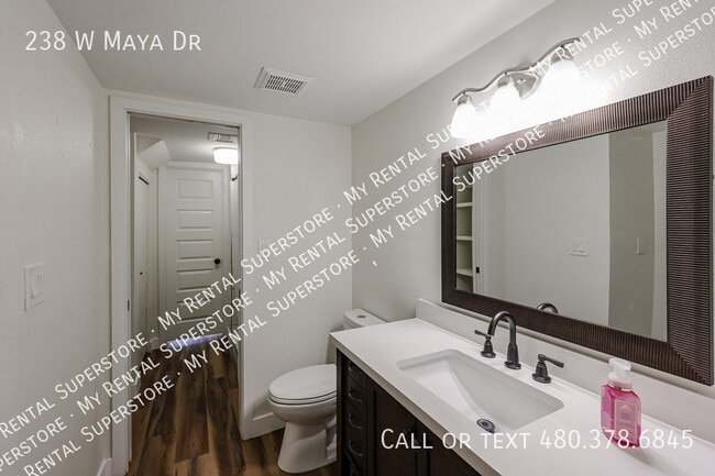 Building Photo - 238 W Maya Dr
