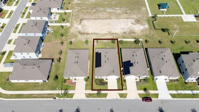 Building Photo - 687 Griffon Ave